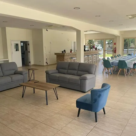 Tennis And Country Club *