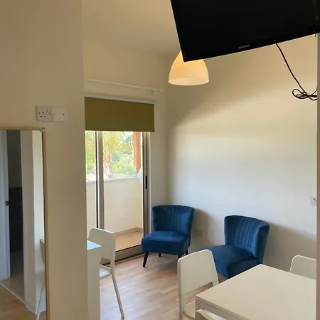 וילה Tennis And Country Club *