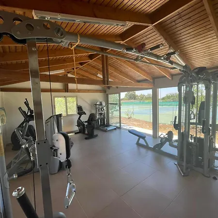 Tennis And Country Club וילה פרוטאראס