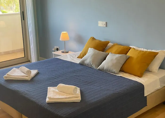 تنس اند كاونتري كلوب بروتاراس