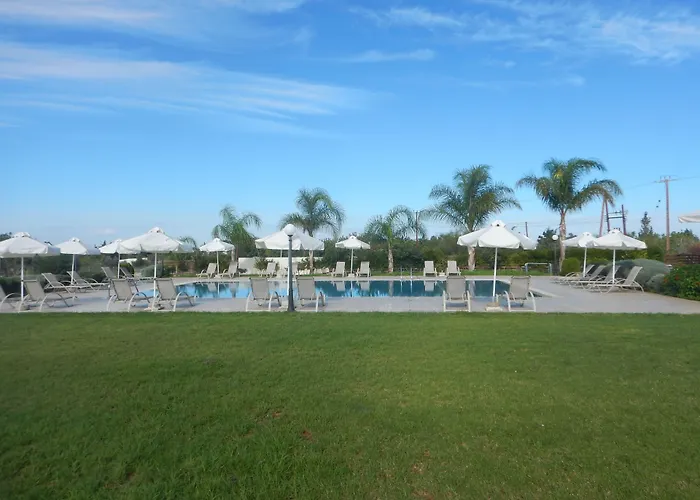 Willa Tennis And Country Club Protaras