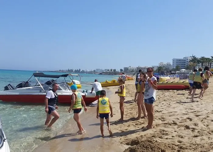 تنس اند كاونتري كلوب فيلة بروتاراس